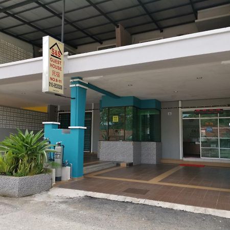 S & S Guest House Kuantan Buitenkant foto